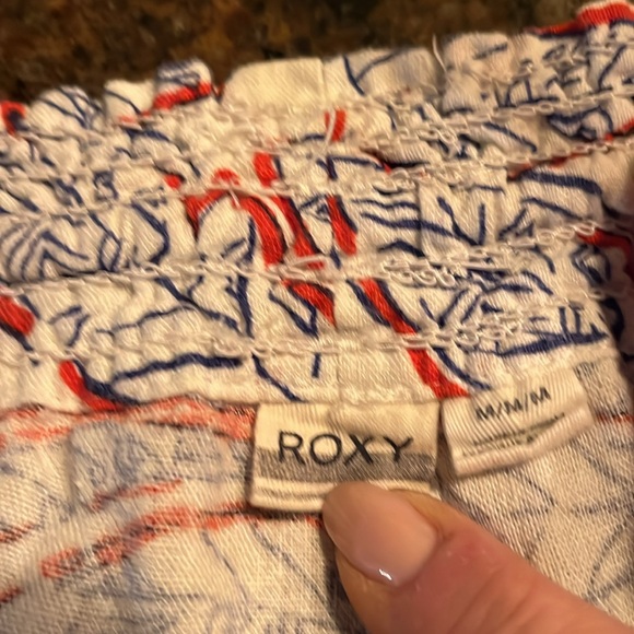 FLAX/LINEN shorts. Sporty and sophisticated. Size MEDIUM - Picture 4 of 4